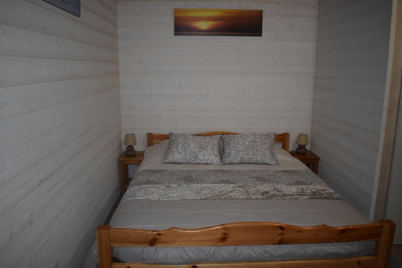 Chez Augustin Bed & Breakfast Lacanau Bagian luar foto